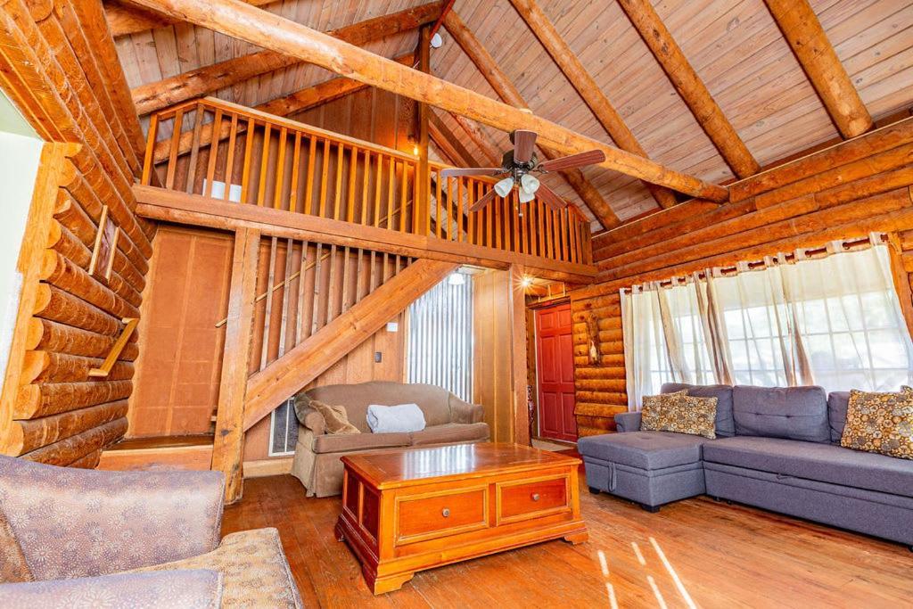 Authentic Log Cabin Mins From Chatts Best Sites Villa Чатануга Екстериор снимка