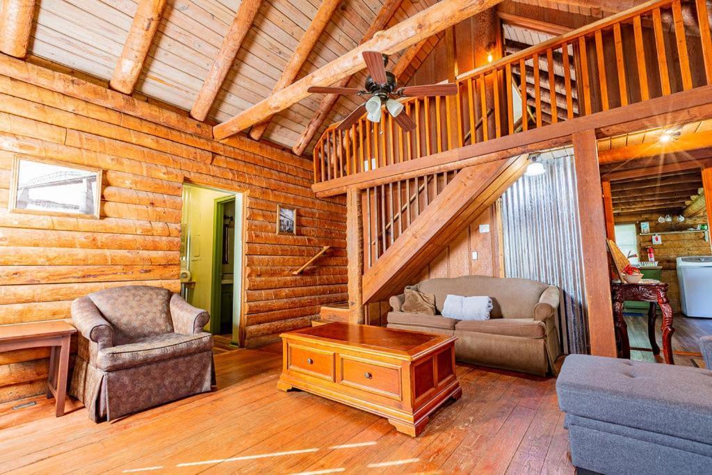 Authentic Log Cabin Mins From Chatts Best Sites Villa Чатануга Екстериор снимка