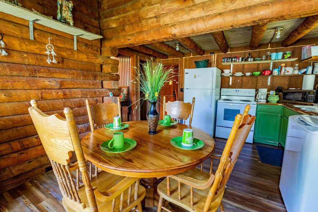 Authentic Log Cabin Mins From Chatts Best Sites Villa Чатануга Екстериор снимка